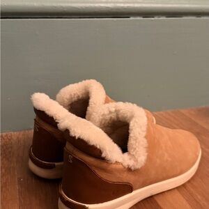 Tan Suede Sherpa-Lined Slip-On Boots